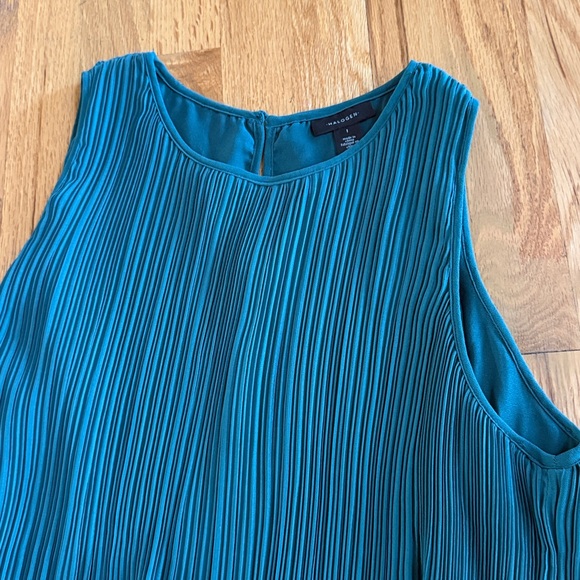 Halogen Jade Green Pleated Sleeveless Blouse, Size Large - Picture 2 of 6